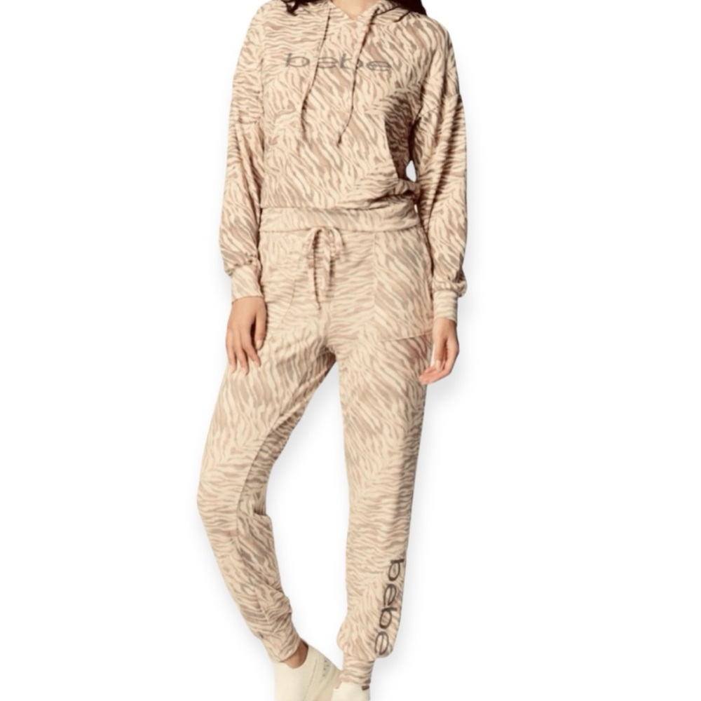 bebe, SET Jogger & Hoddie - NWT